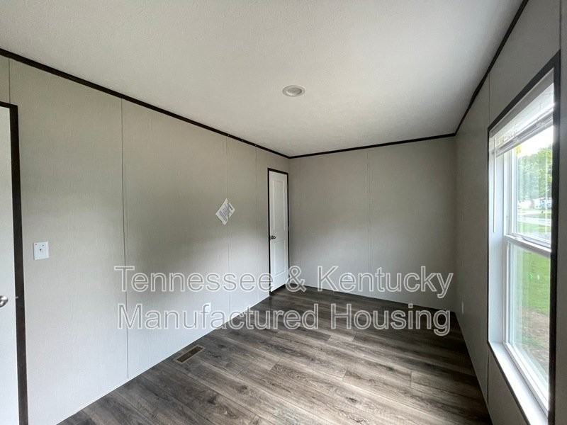 106 Cumberland Ln - Photo 4 of 12