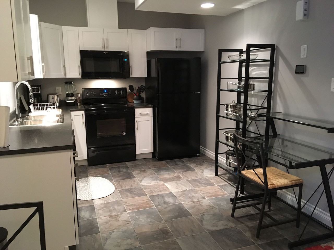 22227 88 Ave Nw - Photo 2 of 12