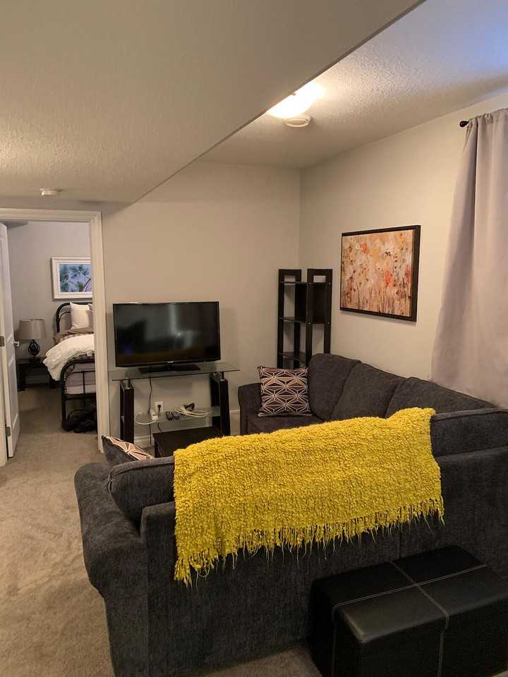 22227 88 Ave Nw - Photo 4 of 12