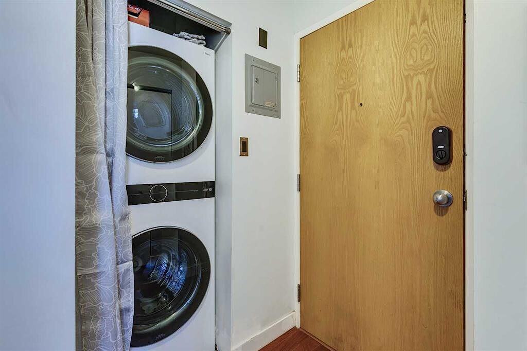 526 22 Ave Sw - Photo 7 of 20