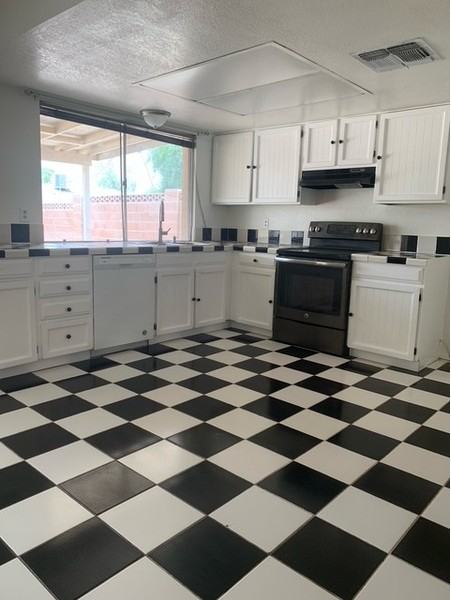 532 E Judi Dr