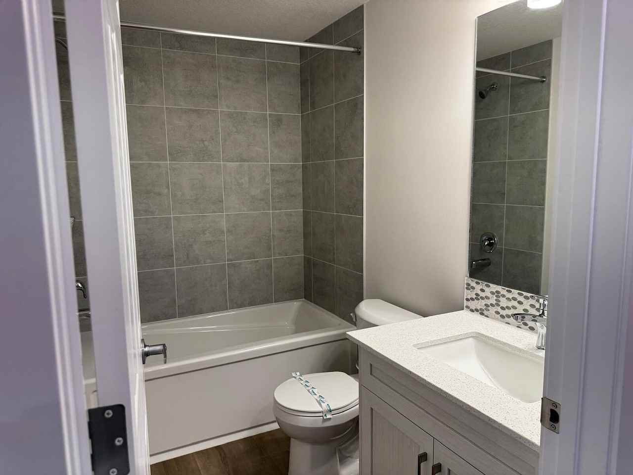 119 Cityside Cres Ne - Photo 4 of 12
