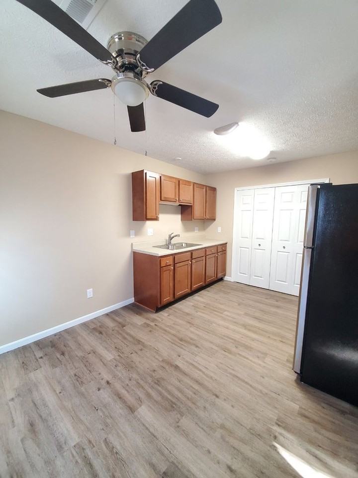 2507 Zircon St Ne #2507 - Photo 4 of 11