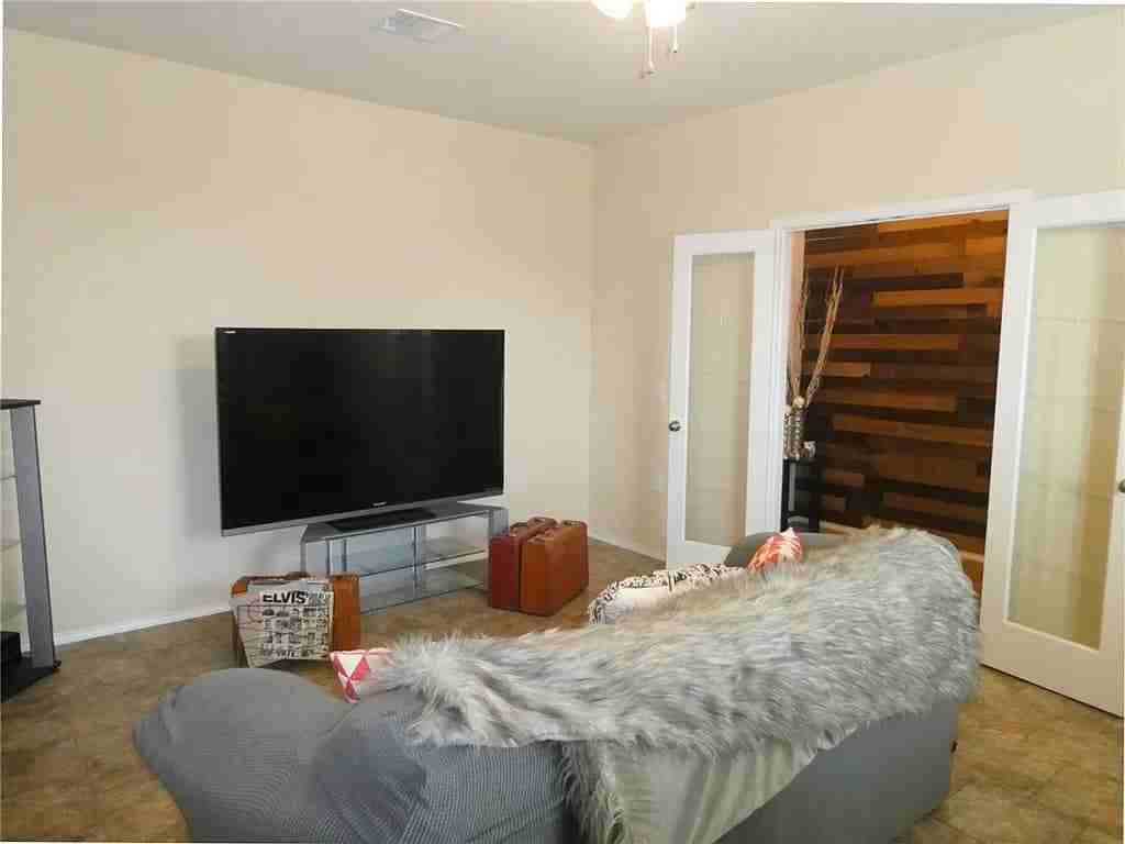 6920 Longford Trl #NA - Photo 6 of 8