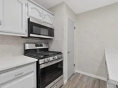 1920 Sanford Ave Sw #NA - Photo 4 of 31