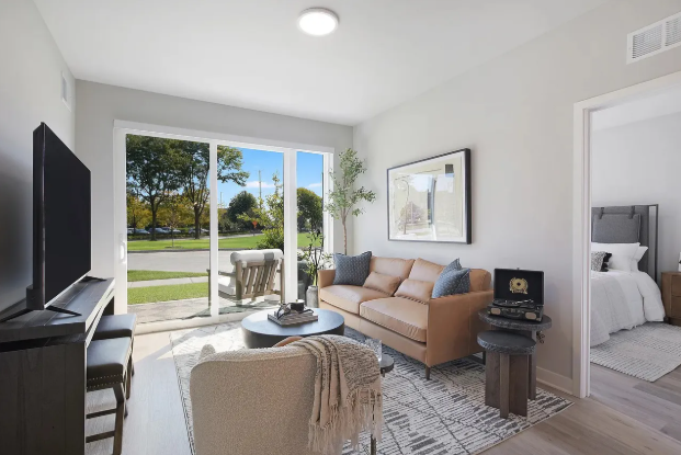 5424 Old Orchard Rd - Photo 2 of 3