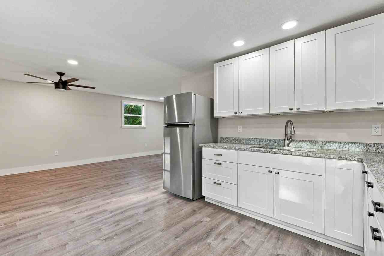 5304 Attleboro St #2 - Photo 7 of 17