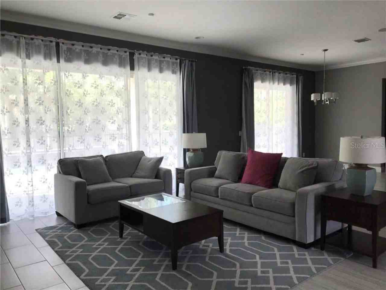 2323 Brickell Pl #NA - Photo 4 of 12