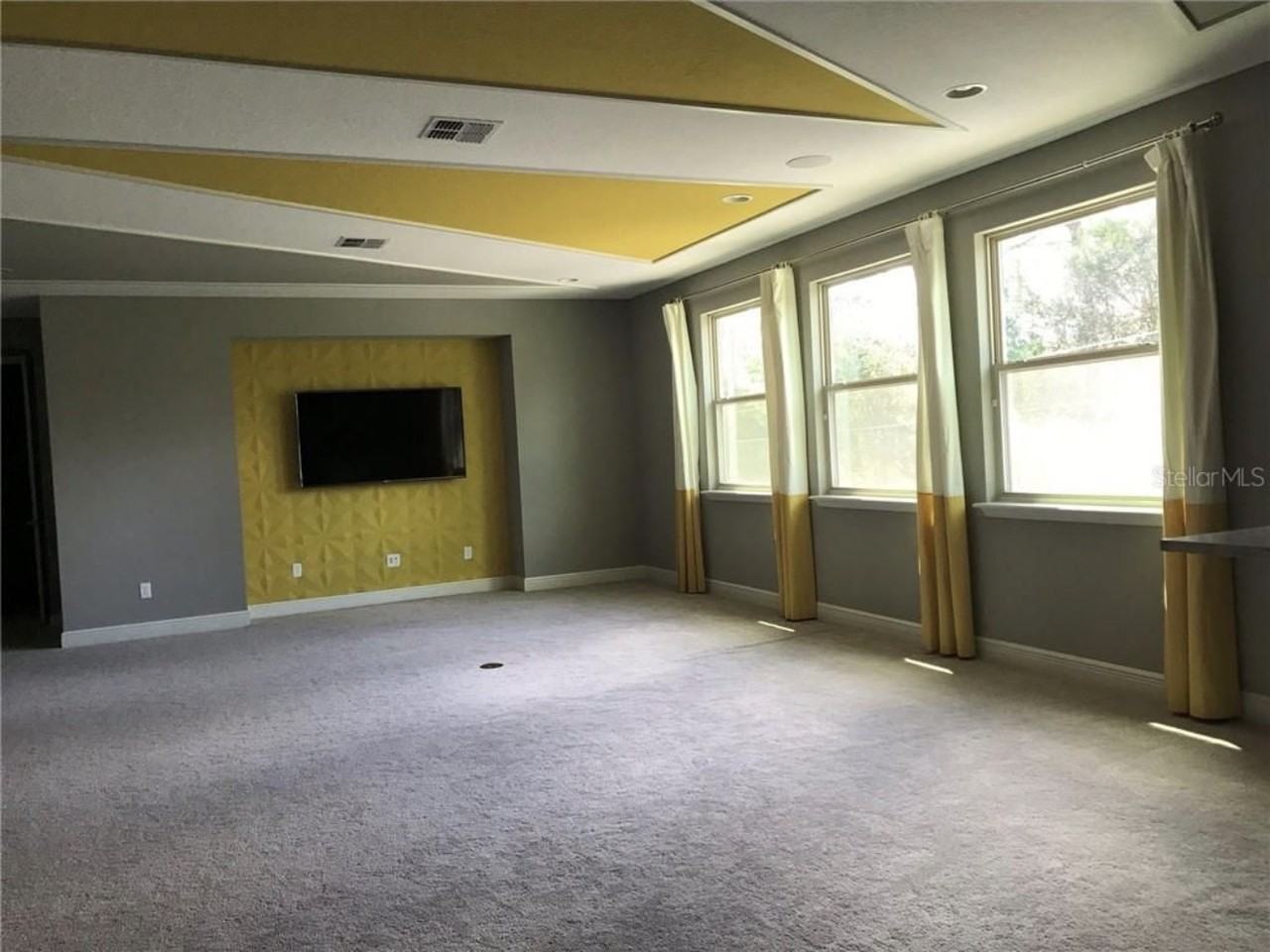 2323 Brickell Pl #NA - Photo 7 of 12