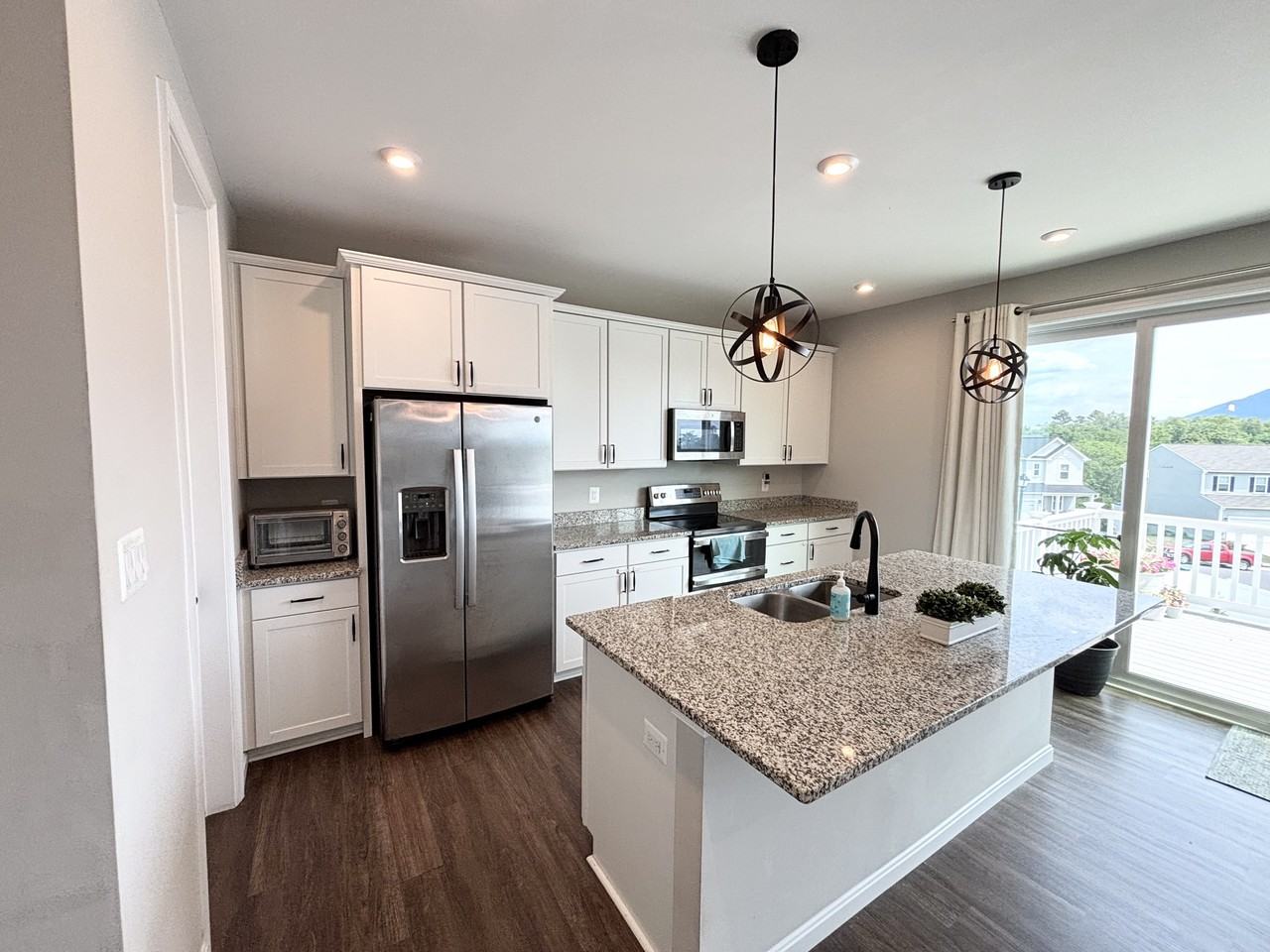 324 Cedar Spring Dr #NA - Photo 4 of 17