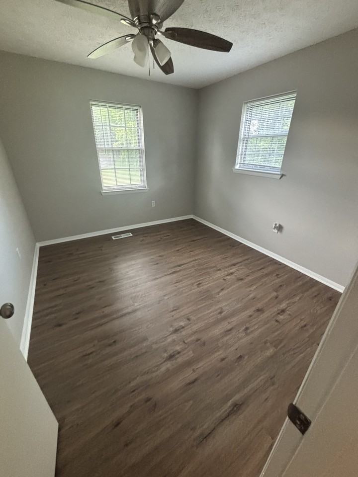 1201 Old Bolte Rd Se #NA - Photo 4 of 12