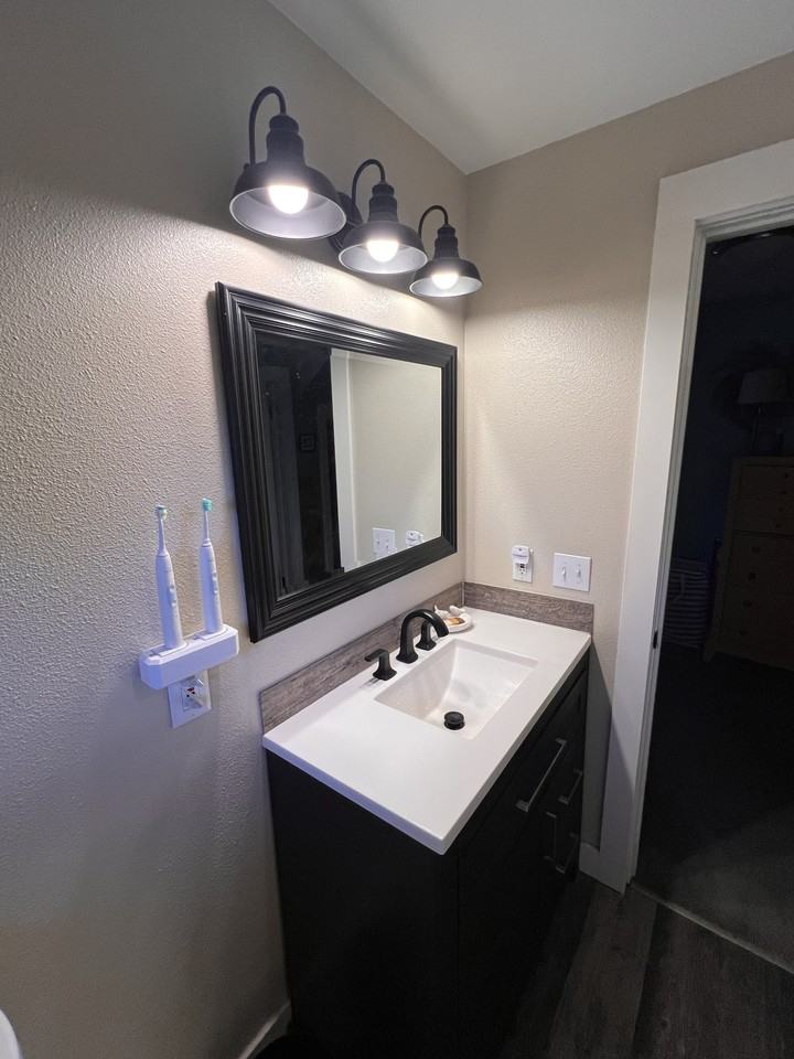 1513 B St #NA - Photo 5 of 47