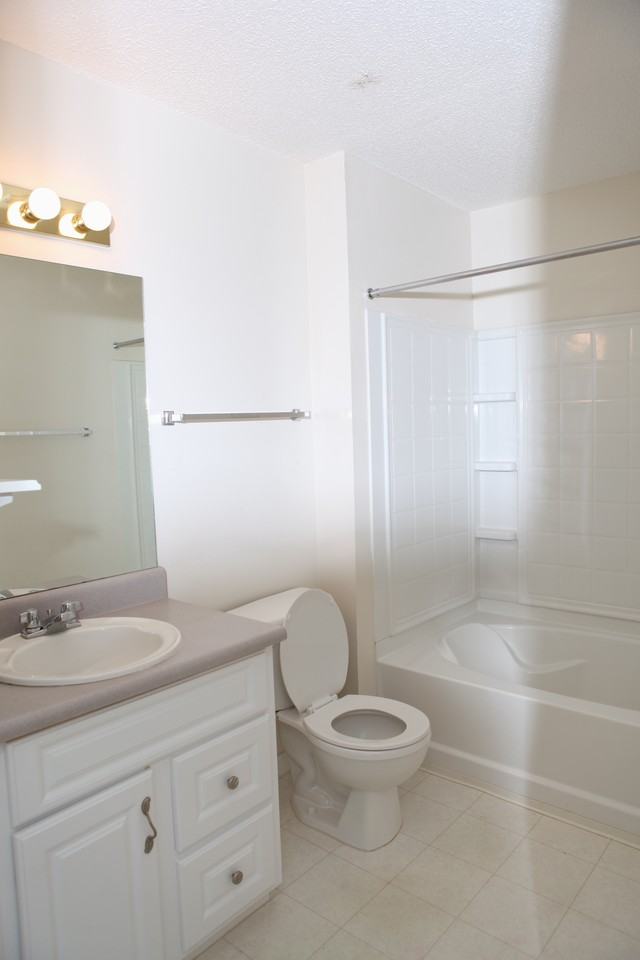 Walden Park Dr #4304 - Photo 4 of 6