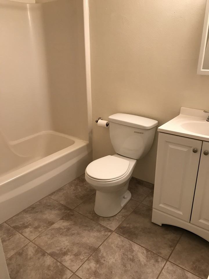 Squires Ave - Photo 4 of 10