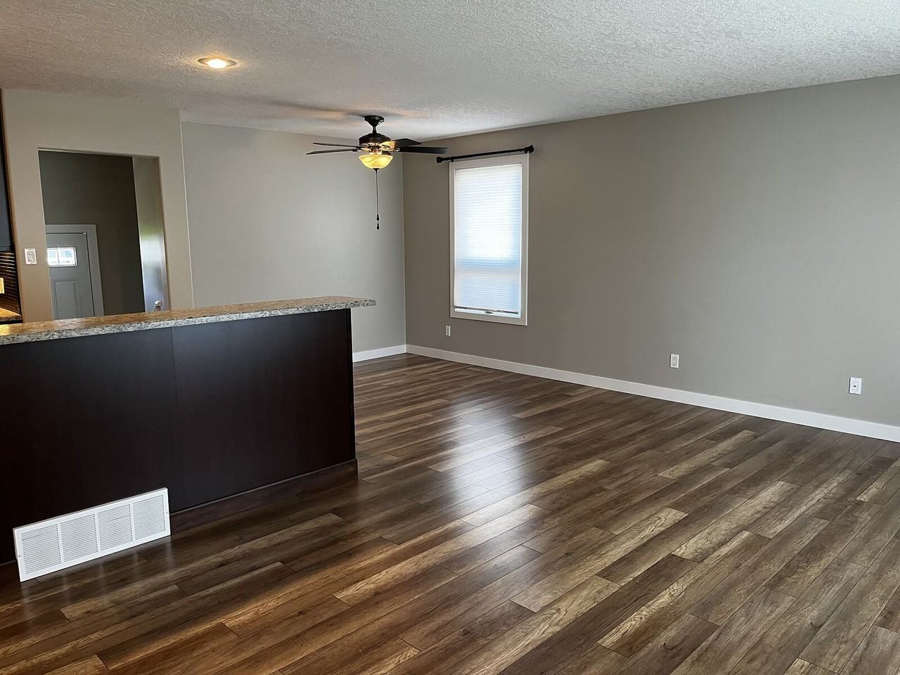 14932 81 St Nw - Photo 7 of 24