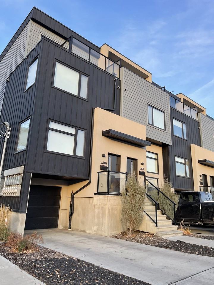 11506 106 Ave Nw - Photo 5 of 15