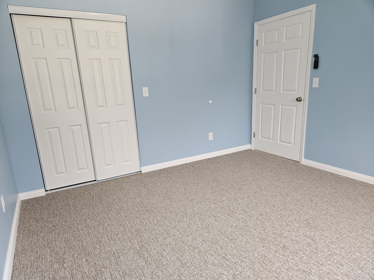 308 Hall St #B - Photo 6 of 10