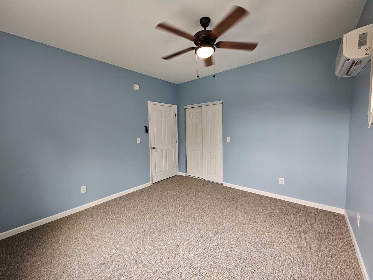 308 Hall St #B - Photo 7 of 10