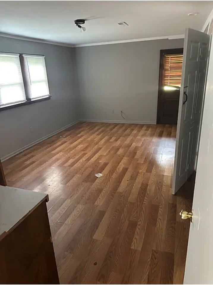 1257 Durbin St #NA - Photo 5 of 9