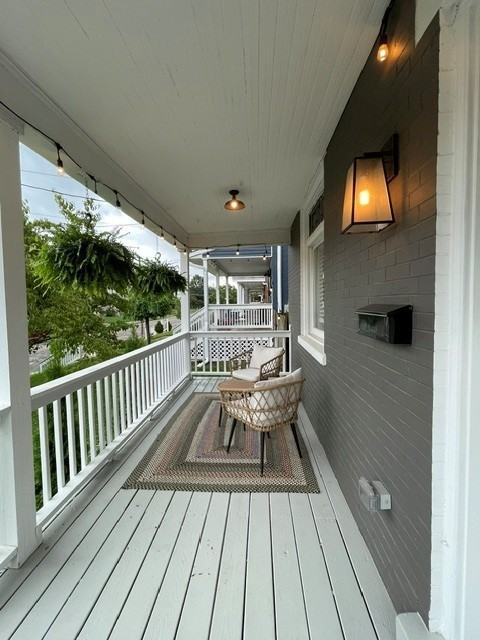 1905 Waverly Ave #NA - Photo 2 of 30
