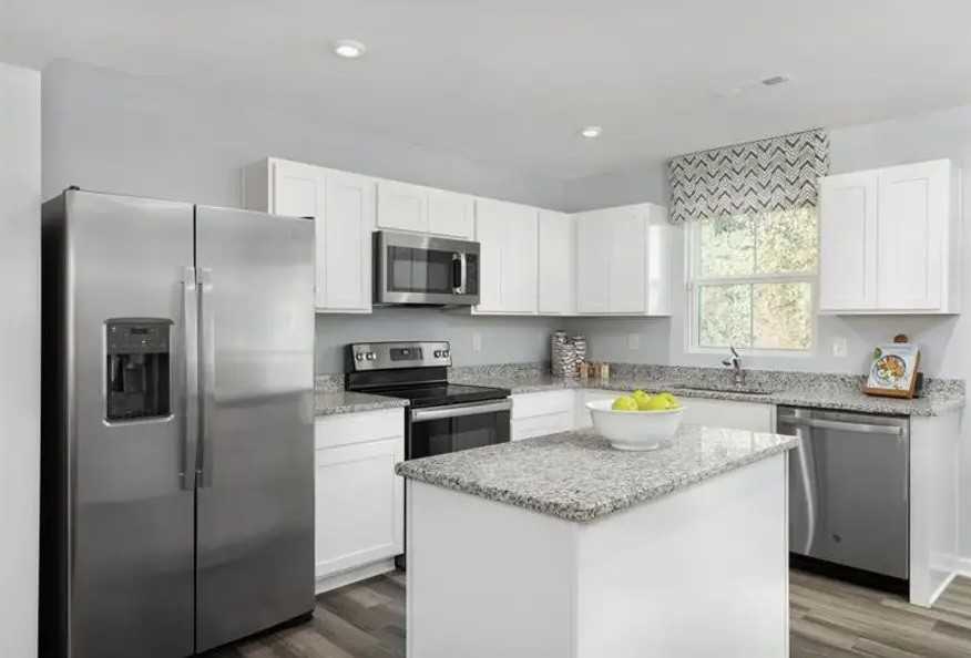 1134 Canando St #NA - Photo 2 of 7
