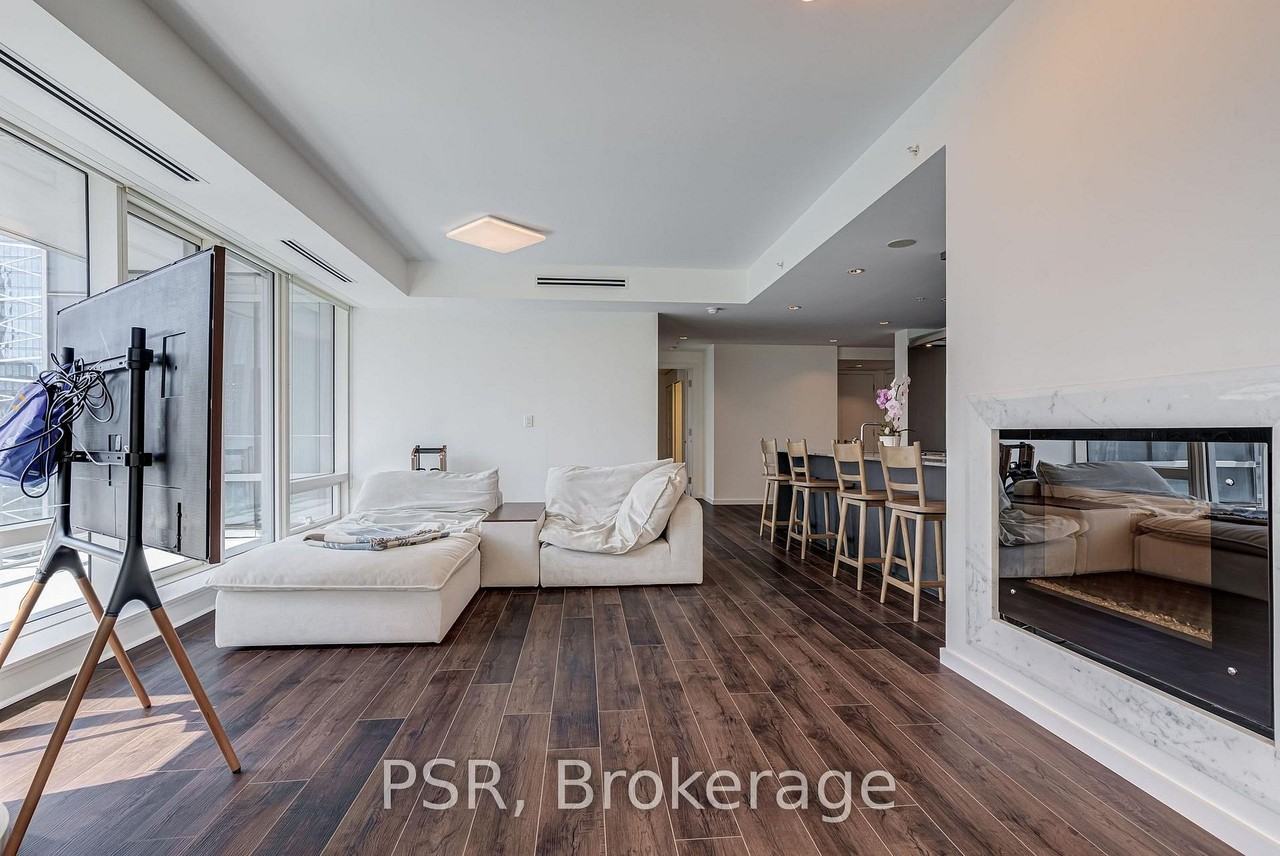 180 University Avenue #3109 - Photo 5 of 37