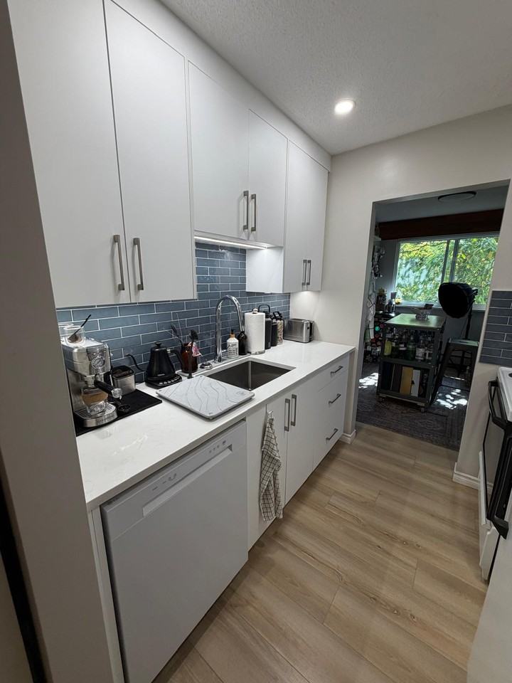 707 Gloucester Street #206 - Photo 3 of 13
