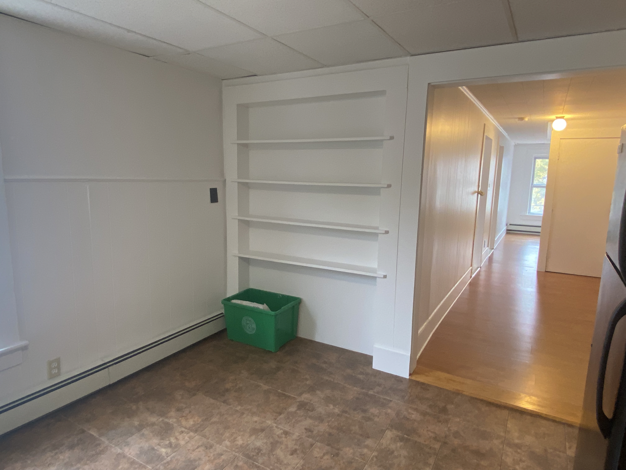 24 24 26 Ham St #4 - Photo 3 of 13