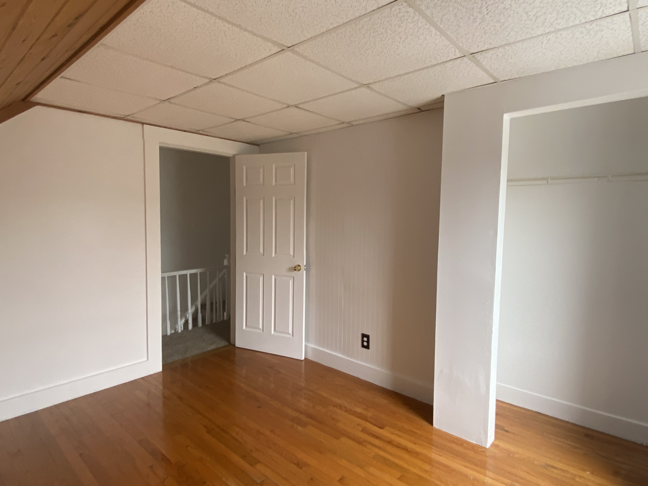 24 24 26 Ham St #4 - Photo 6 of 13