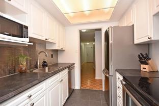 1535 Lakeshore Rd E - Photo 1 of 1
