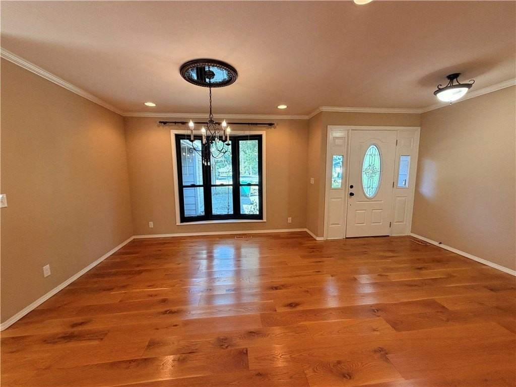 23 Howard Pl - Photo 5 of 33
