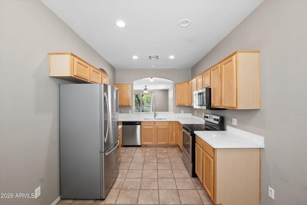 2519 E Fremont Rd - Photo 6 of 27
