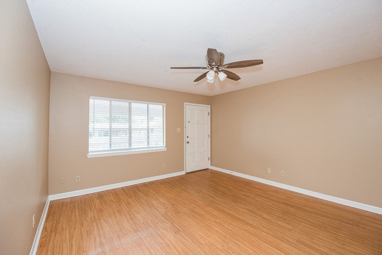 208 Fairhope Ave #18 - Photo 6 of 15