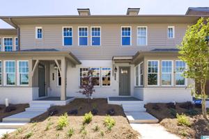 featured image of 1109 Windsor Sq