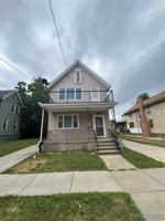 featured image of 286 Normal Ave #UPPER