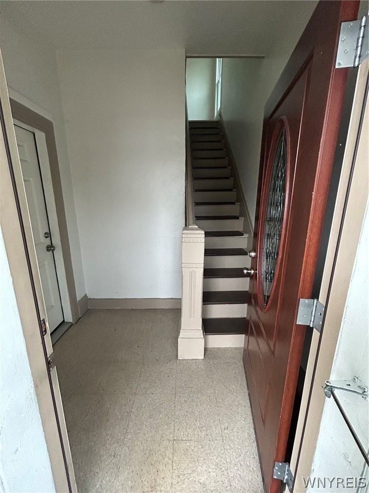 286 Normal Ave - Photo 3 of 17