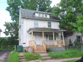 featured image of 41 Doran St