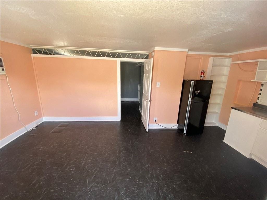 1525 Lazy Ln - Photo 2 of 6