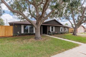 featured image of 6702 Sahara Dr