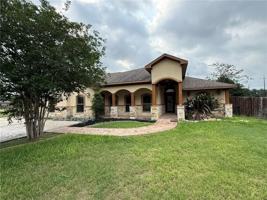 featured image of 1596 Wildwood Trail Blvd