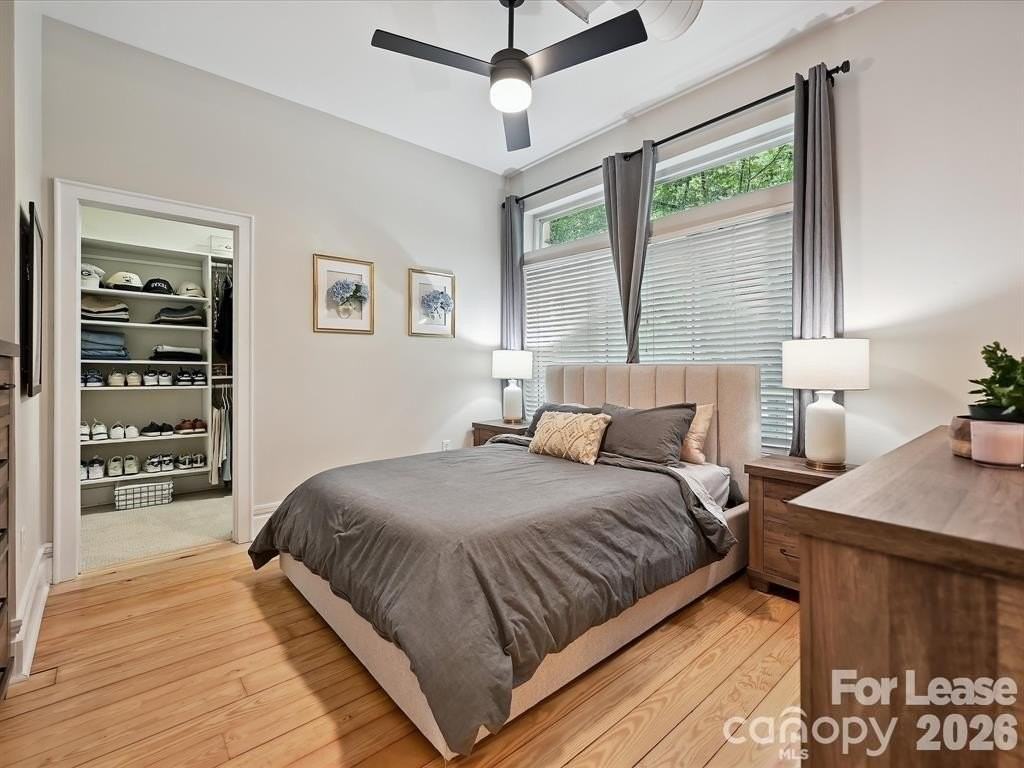 404 N Laurel Ave #11 - Photo 7 of 21