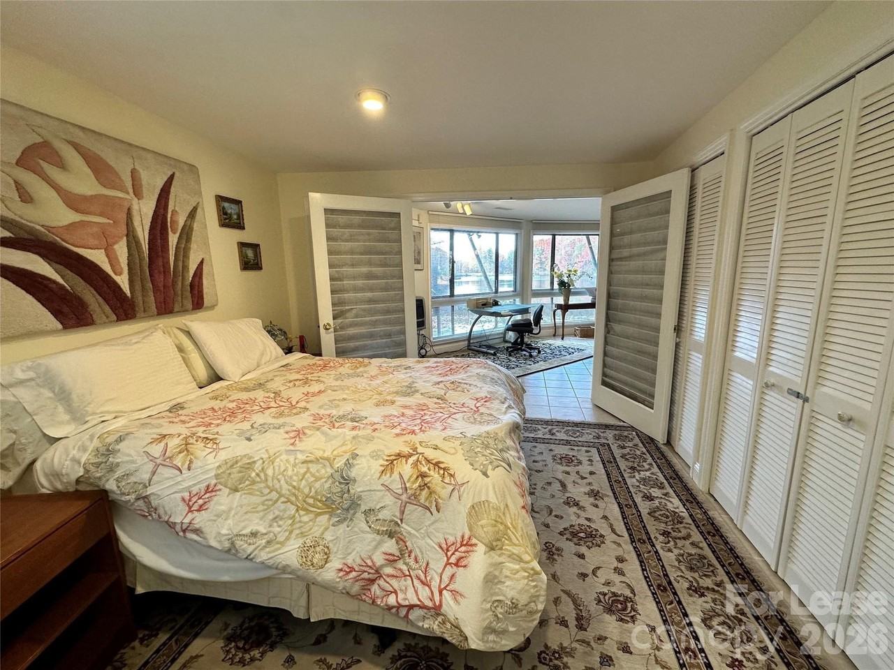 424 Lakeview Dr - Photo 6 of 15