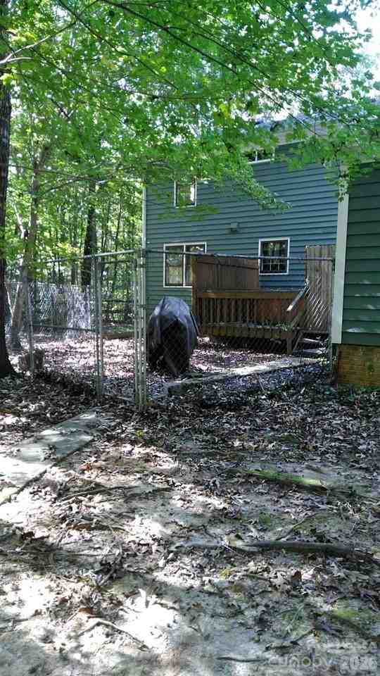 433 Raintree Dr - Photo 3 of 30