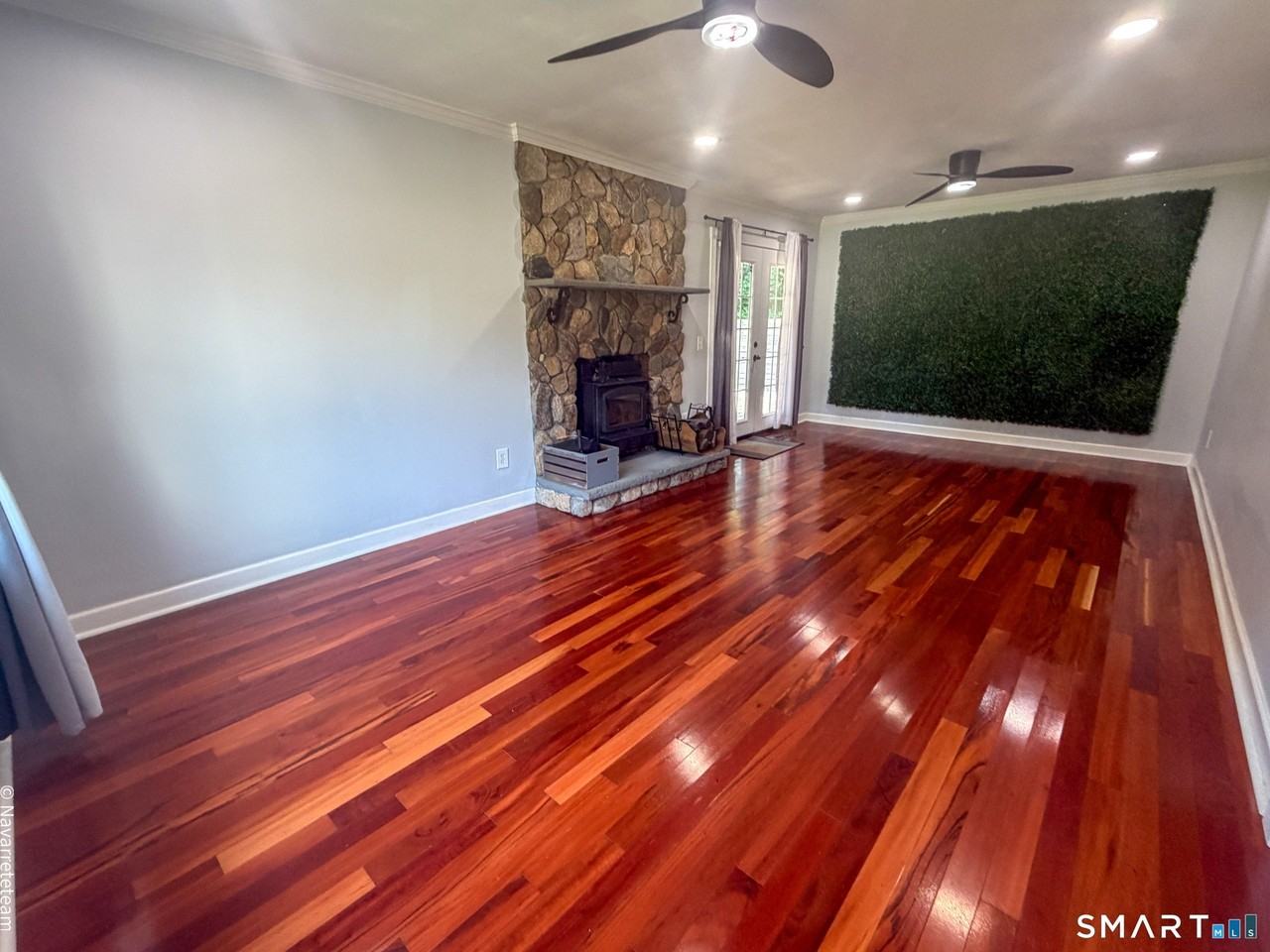 17 Kingsbury Rd - Photo 3 of 35