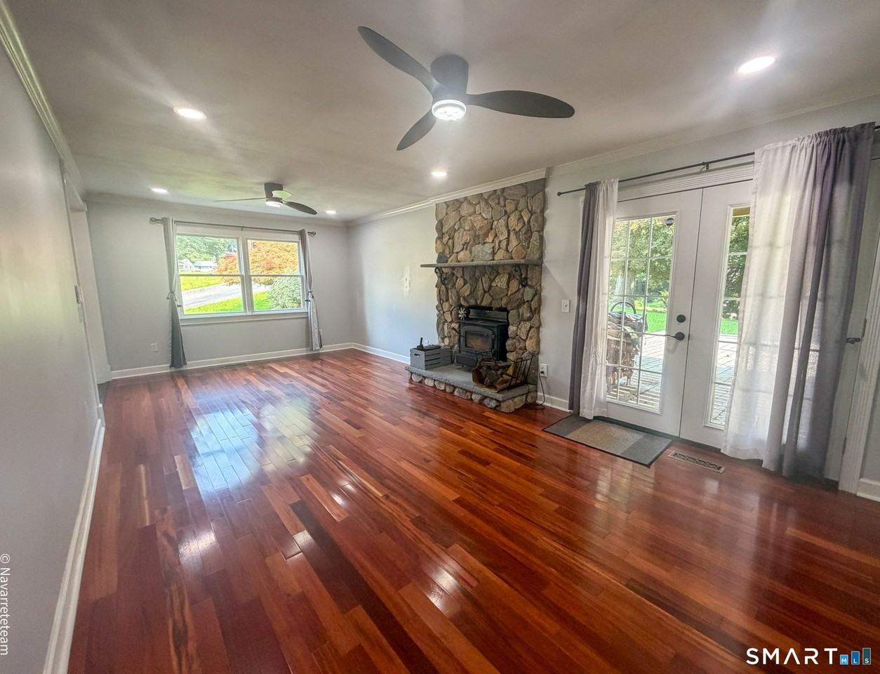 17 Kingsbury Rd - Photo 4 of 35
