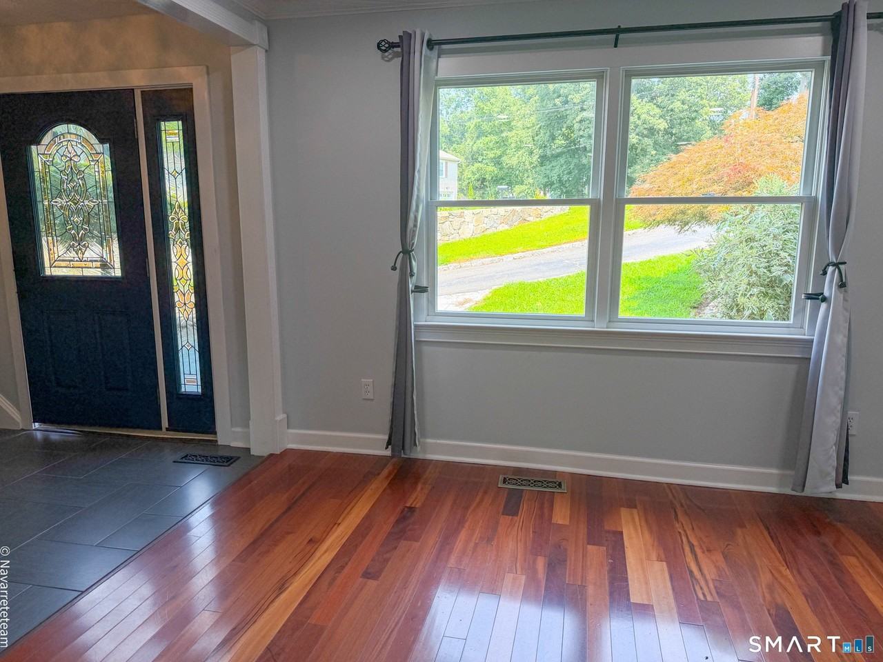 17 Kingsbury Rd - Photo 5 of 35