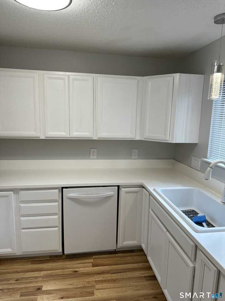 550 Darling St #5H - Photo 6 of 19