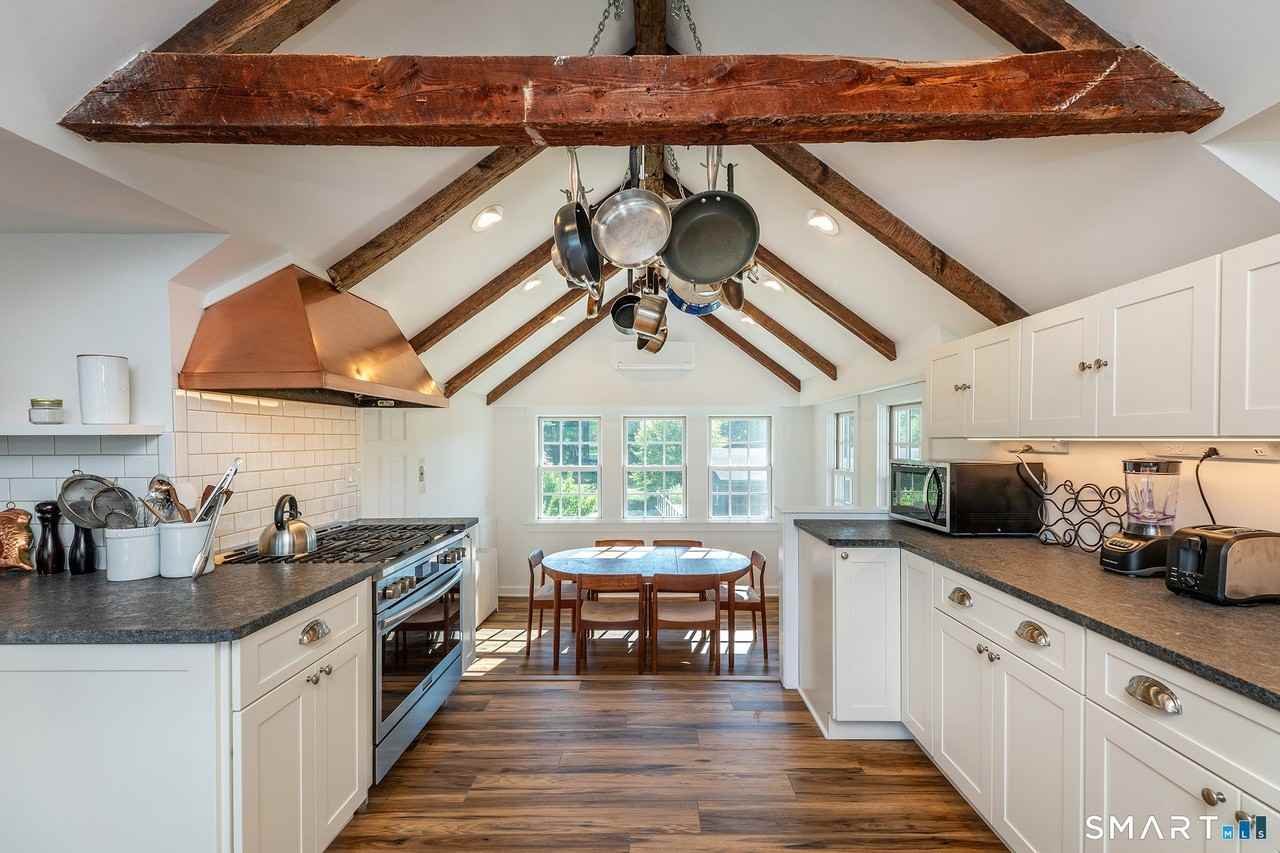162 Wigwam Rd - Photo 6 of 40