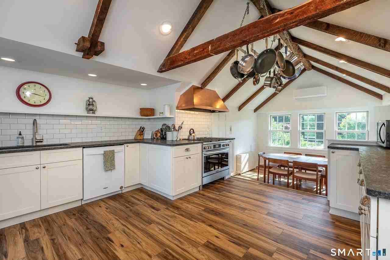 162 Wigwam Rd - Photo 7 of 40