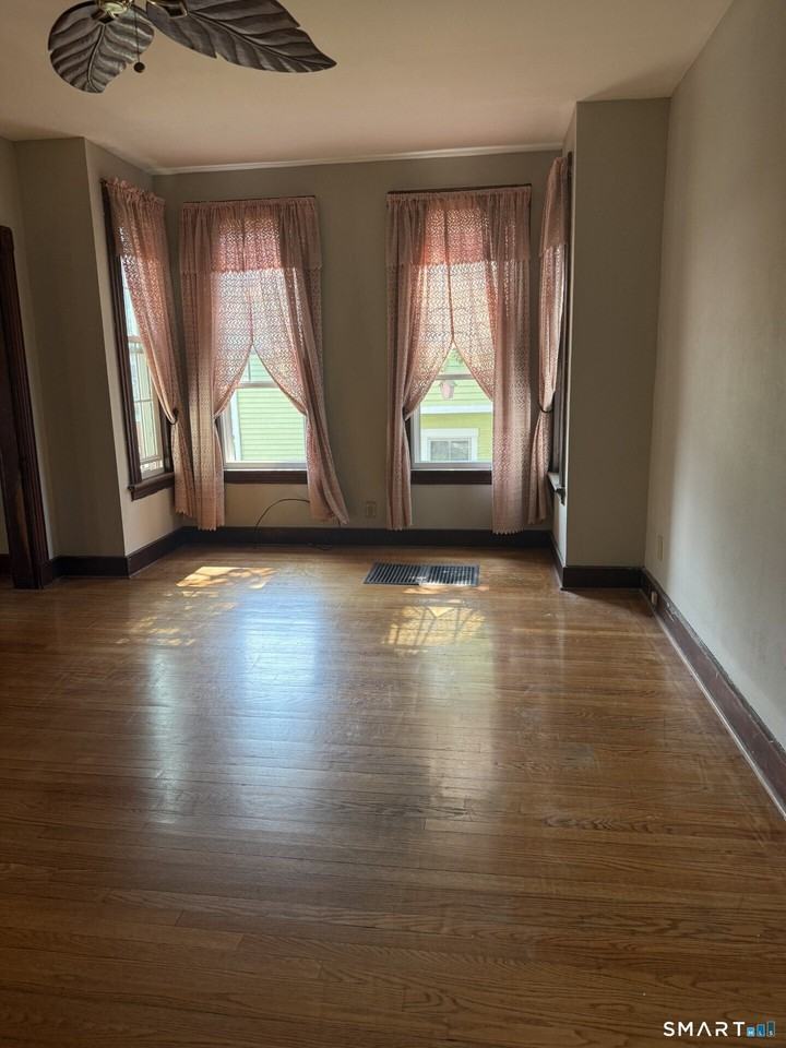 74 Cottage Ave - Photo 2 of 13